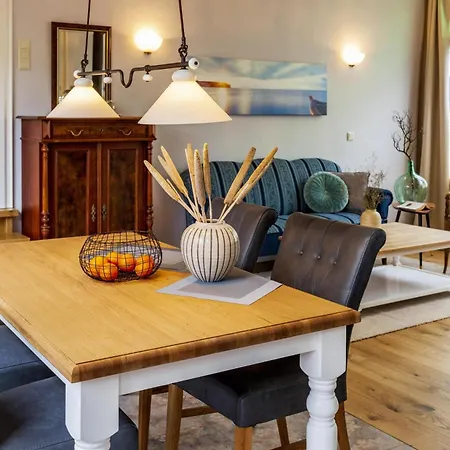 Holiday home Commandeur-huus 1 Borkum